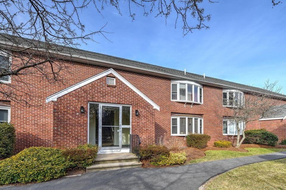 775 West Main Street