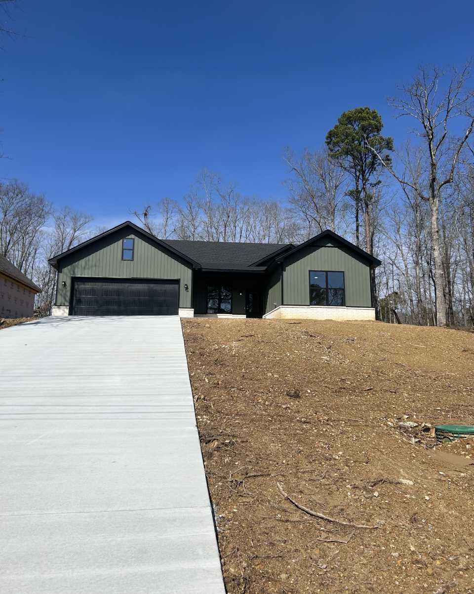 210 Diamondhead Drive