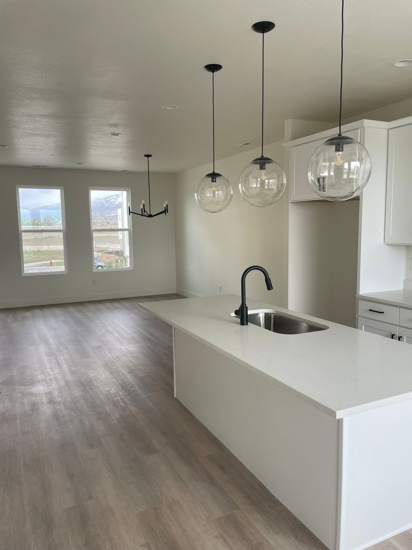 4 Bed/3.5 Bath, 2-Car Garage