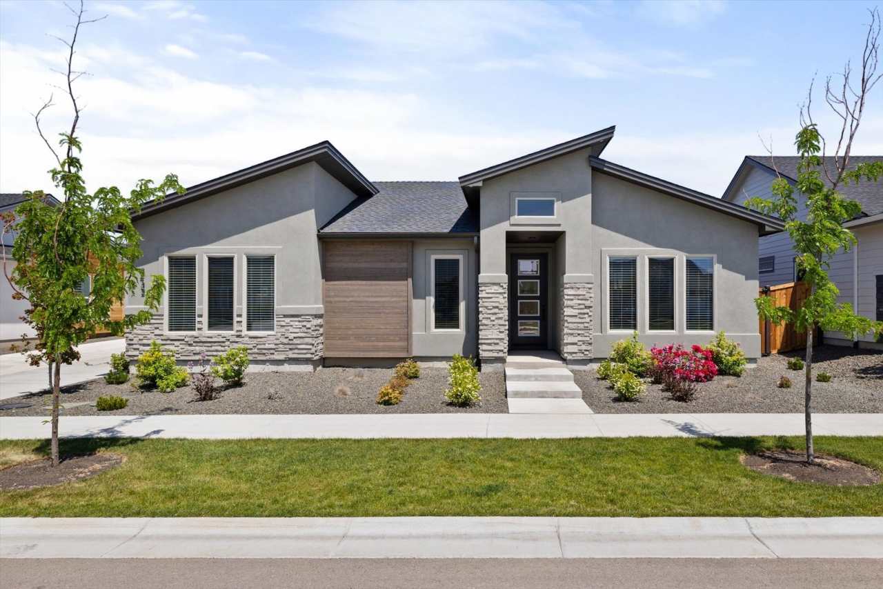 Resort-Style Living in the Prestigious Riverstone Community