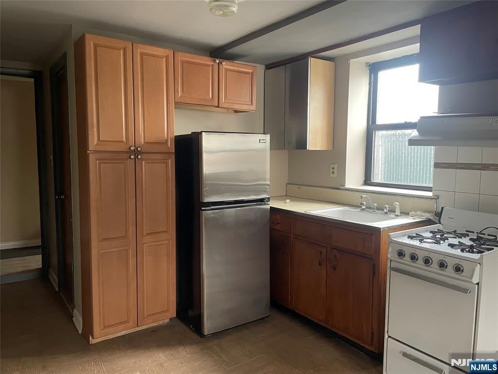 232-230 Anderson Avenue 1A