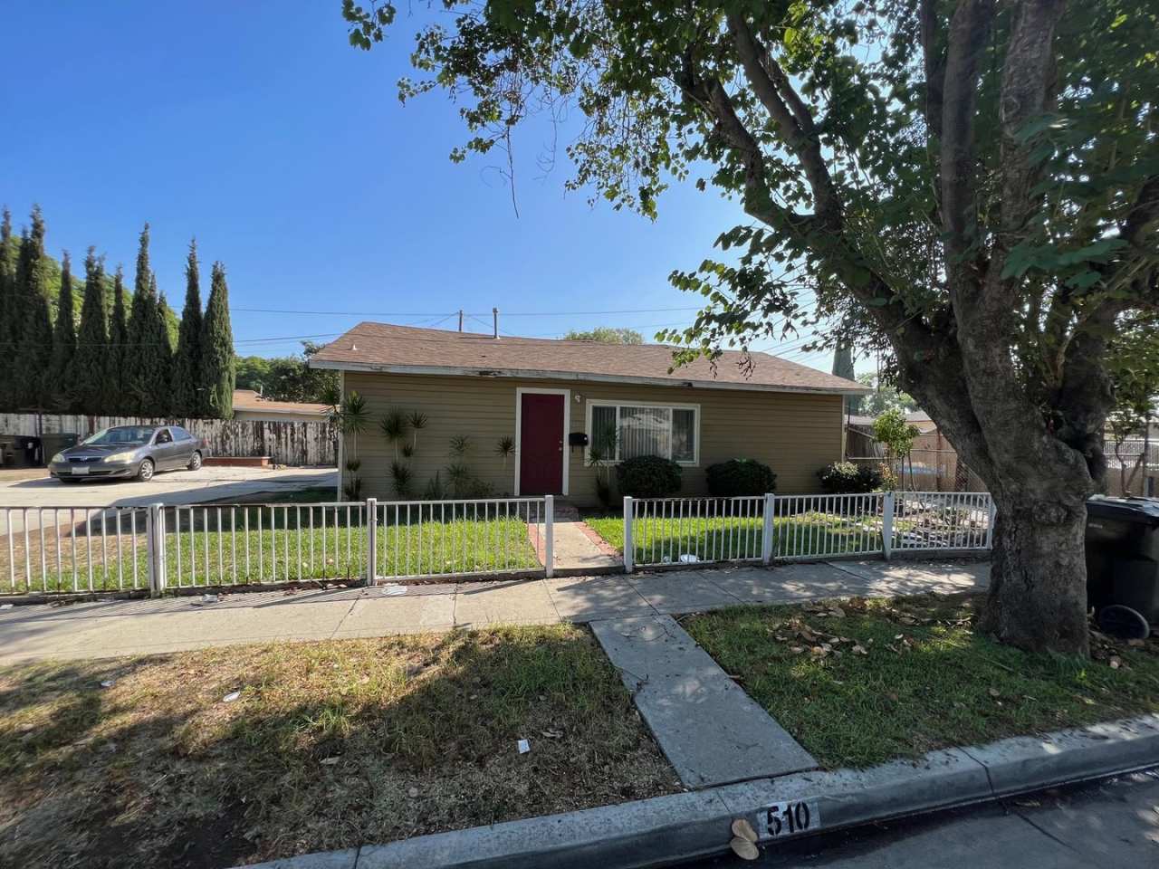 3 Bed 1 Bath House in Downtown Fullerton!