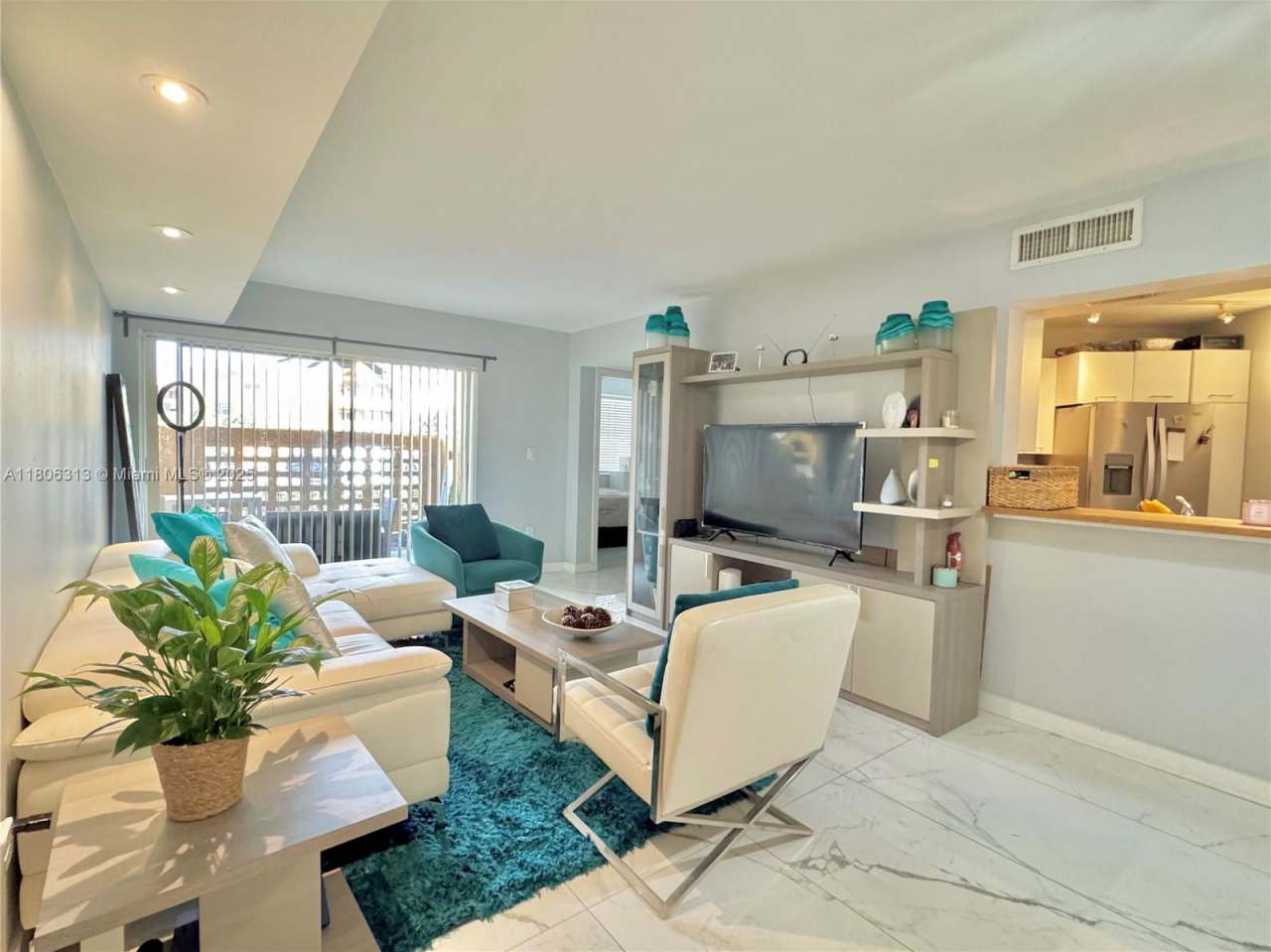 9701 Fontainebleau Boulevard