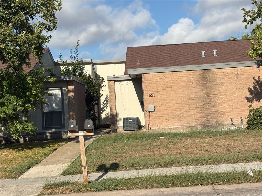 6517 Long Meadow Drive unit: B