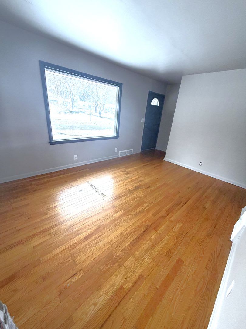 2-bedroom Single Family - Available now!