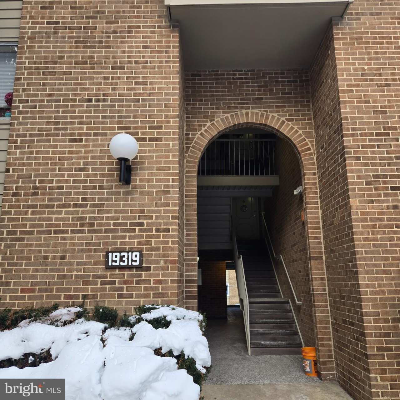 19319 CLUB HOUSE Road unit: 101