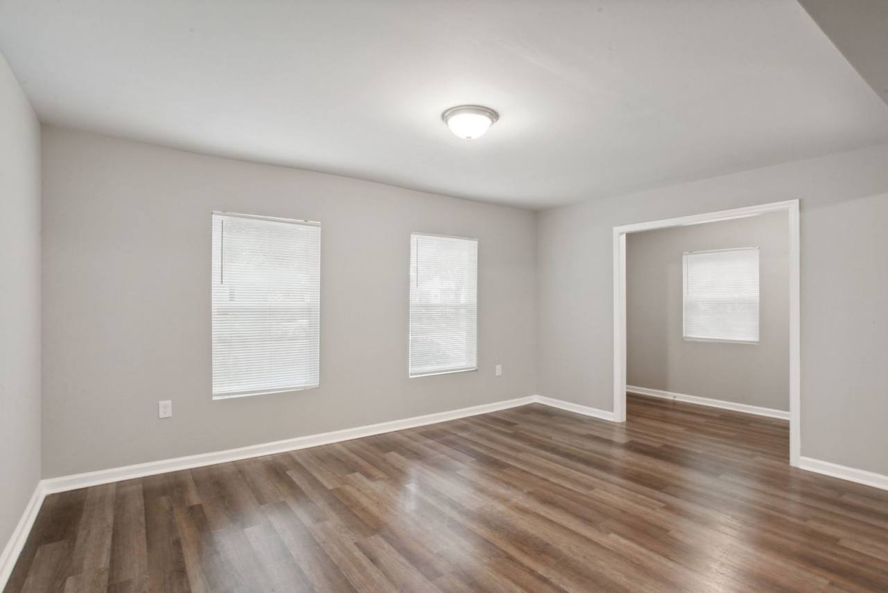 3BR/2BA Downtown House Walking Distance to Forsyth Park and Daffin Park