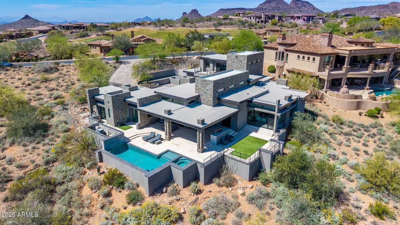 9127 N FIRERIDGE Trail