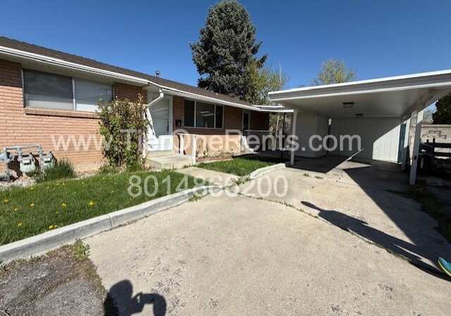 2938 South Adams Street