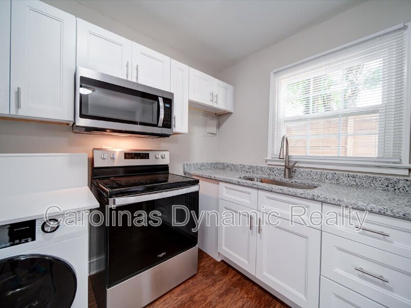 321 South Gardner Avenue