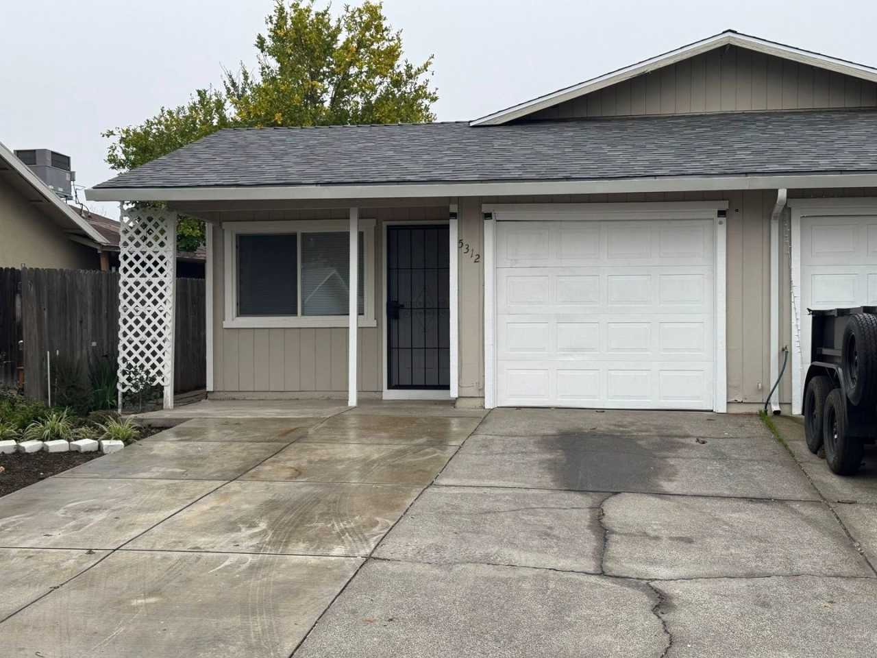 5310-5312 Wallaby Way