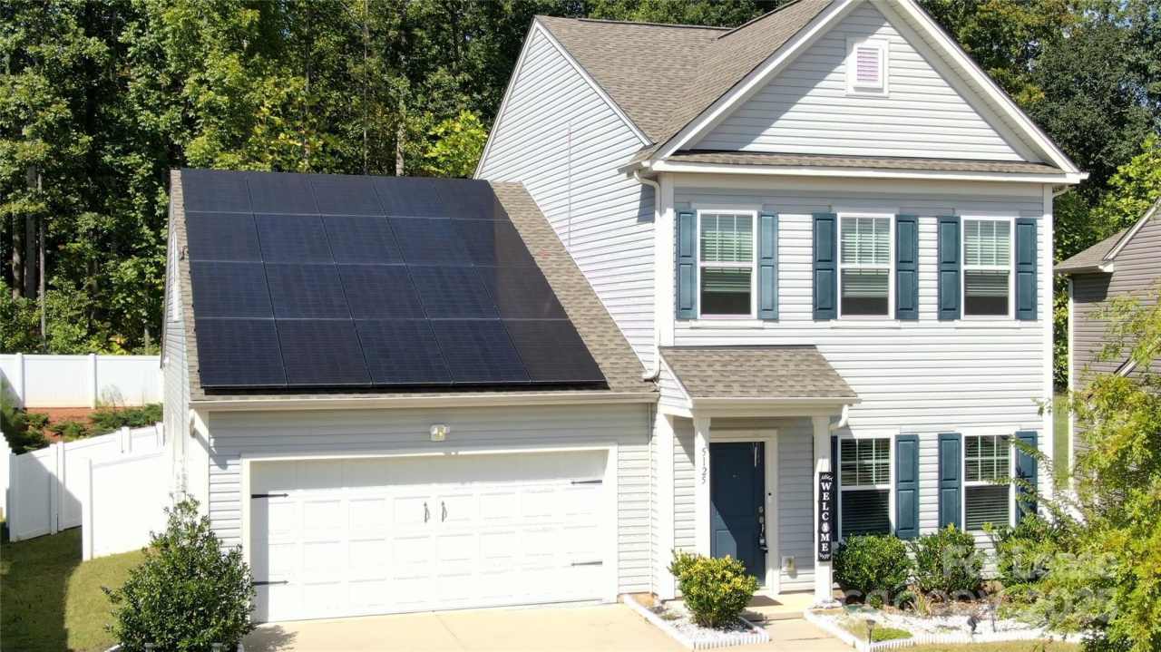 5125 Saddleback Drive