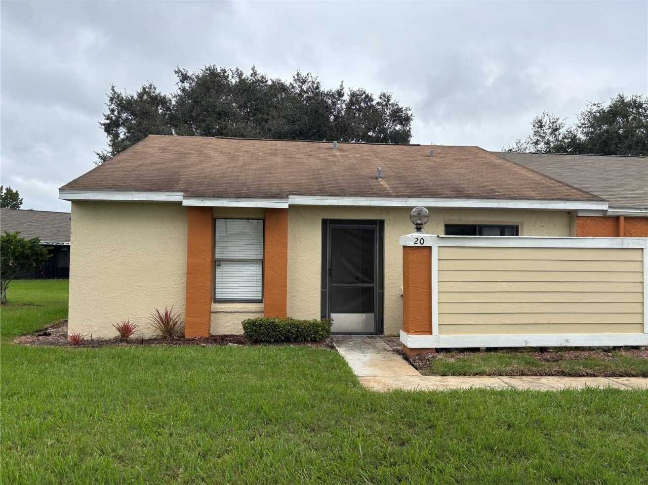 20 SILVER OAK CIRCLE