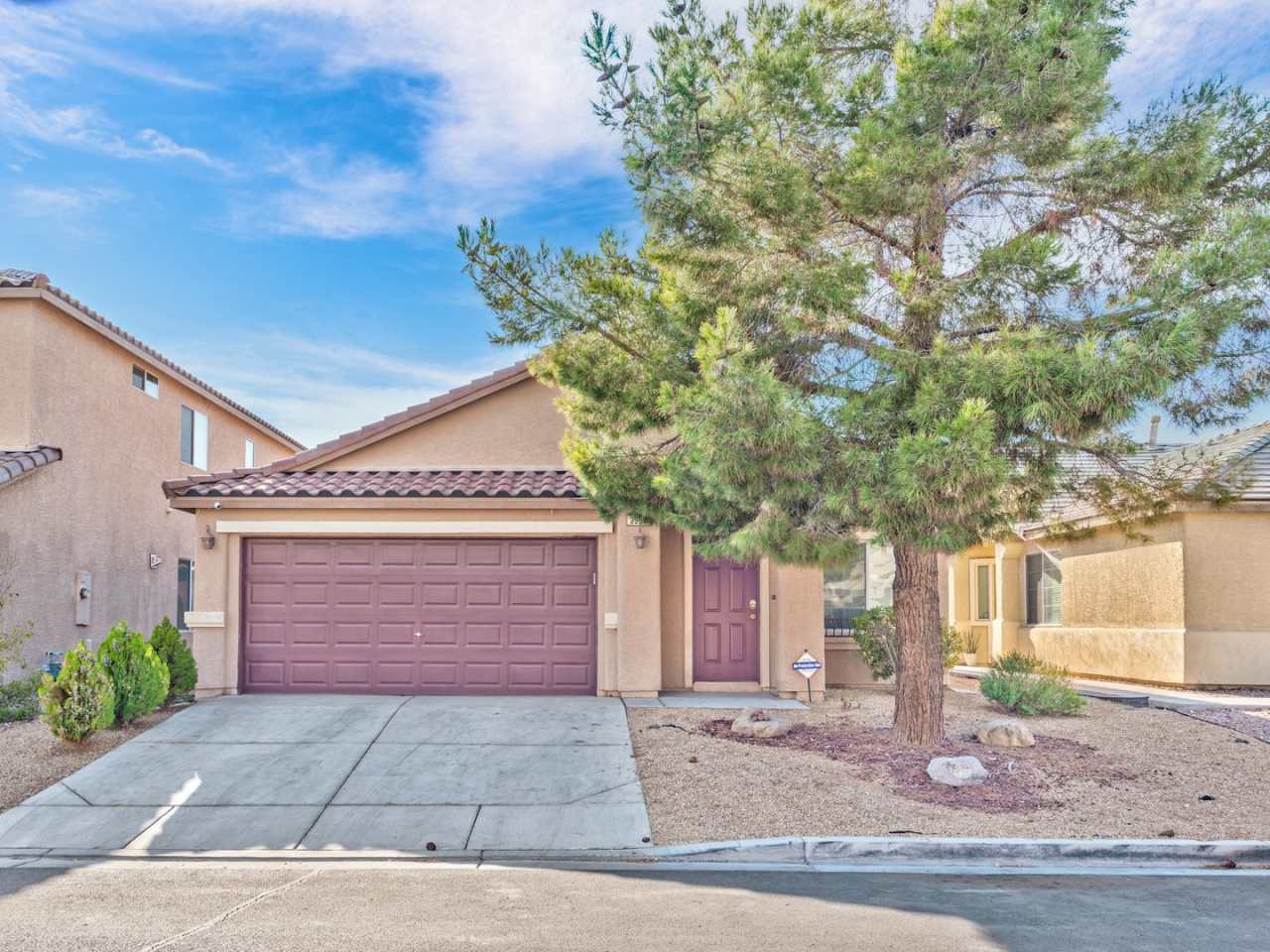 3969 Button Creek Court, Las Vegas, Nevada 89122
