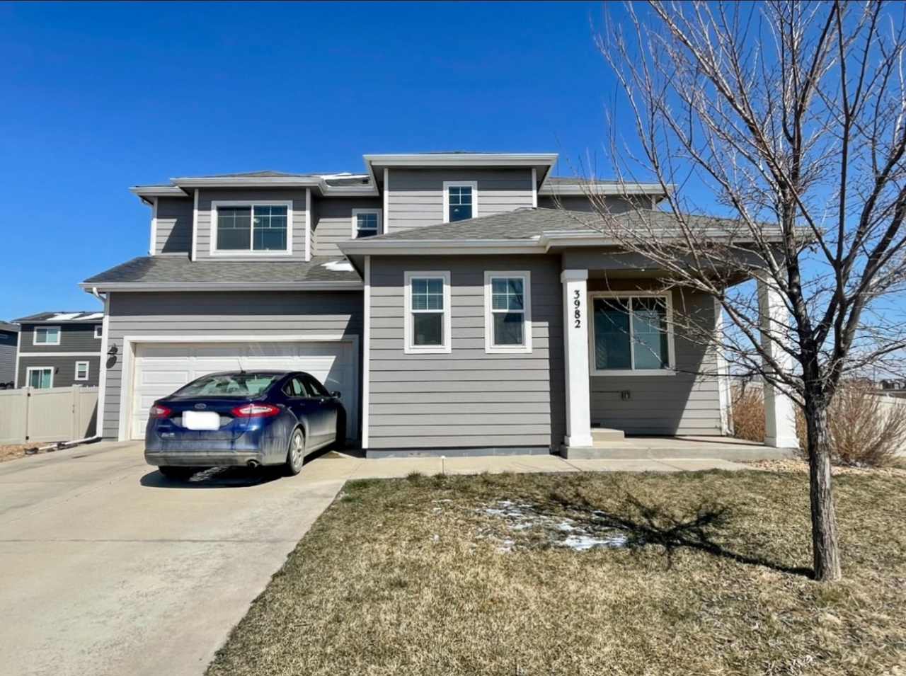 Charming 3 Bed 2.5 Bath House in Wellington!