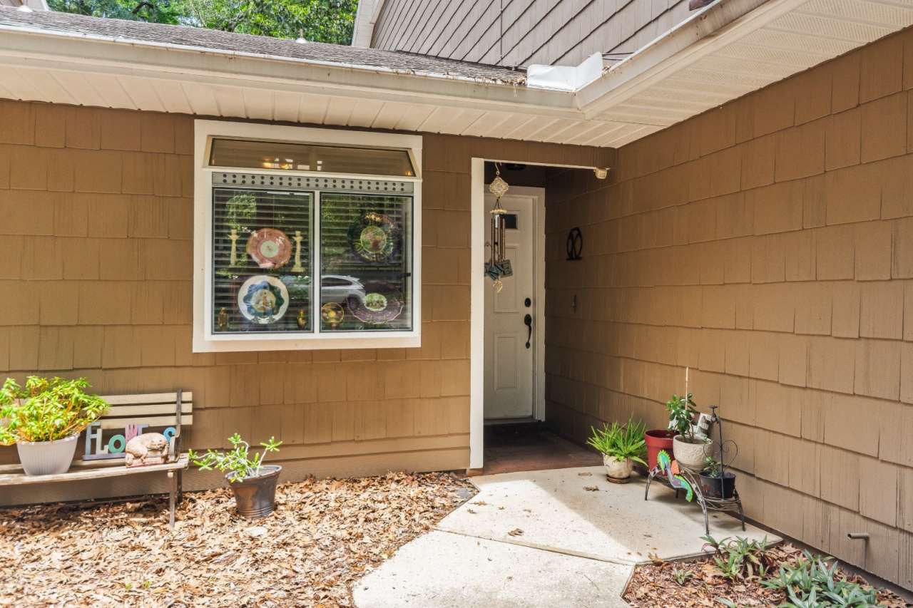 811 Southwest 50th Way