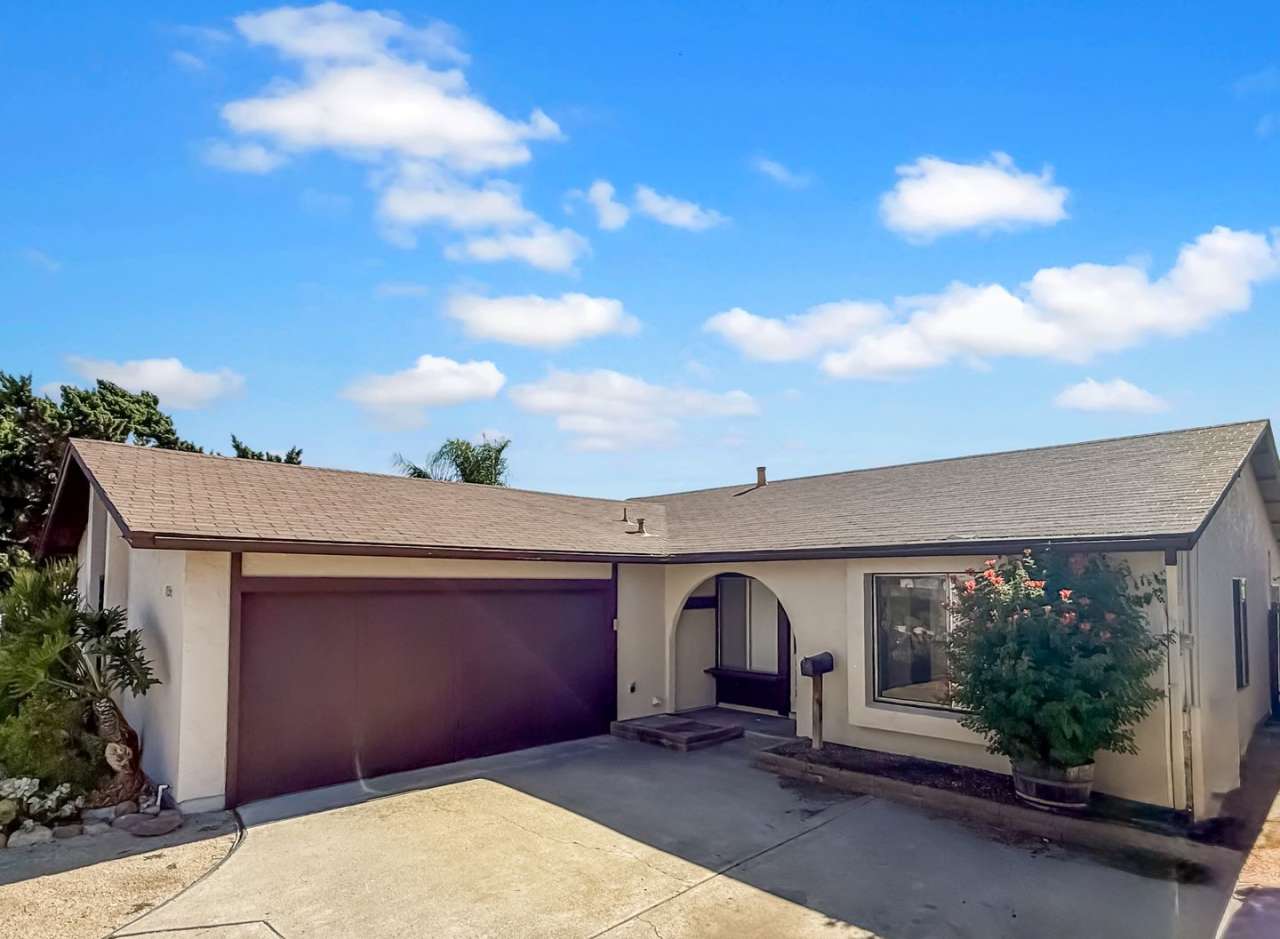 Beautiful 4B/2BA Home in Poway Available for Rent!