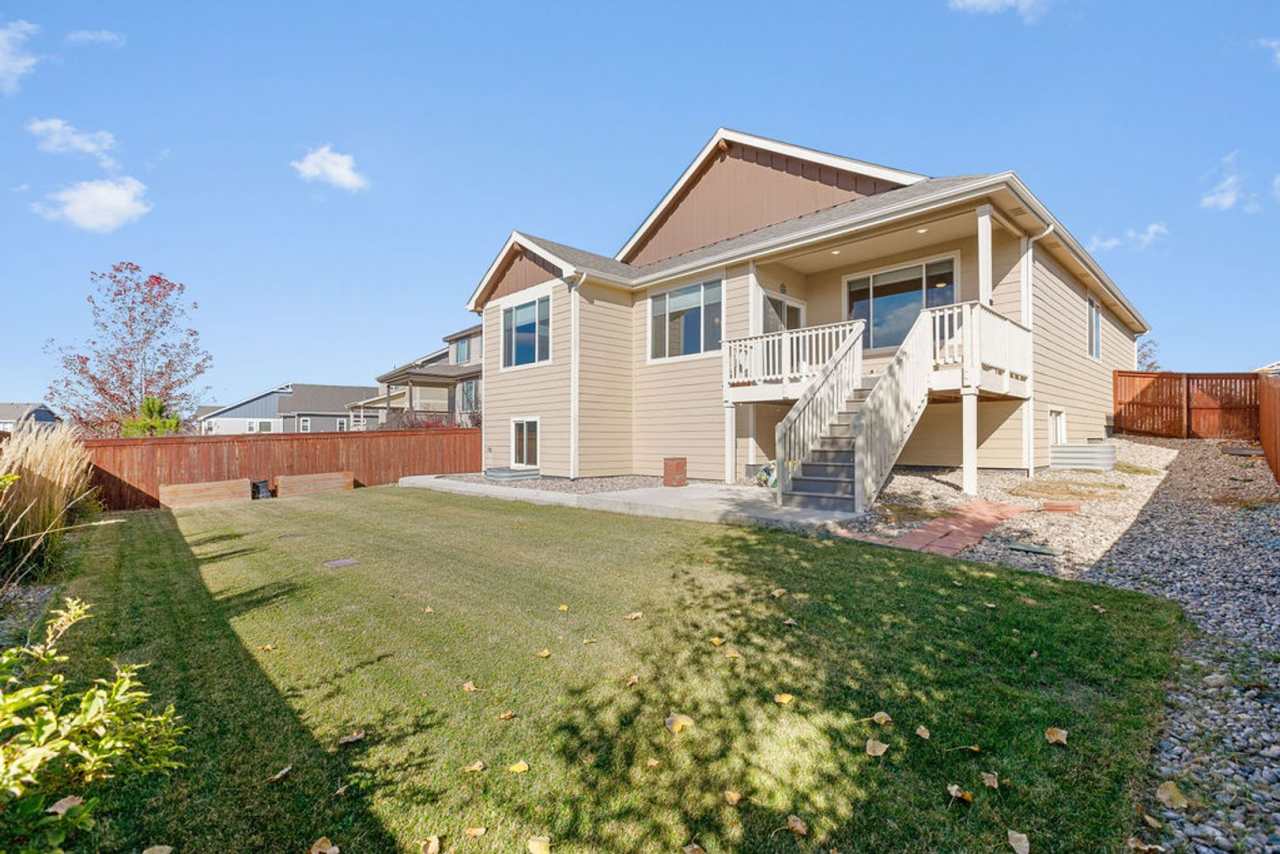 Stunning 3 Bedroom Ranch in Raindance