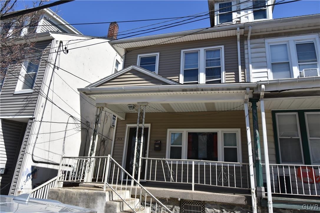 313 Cattell Street