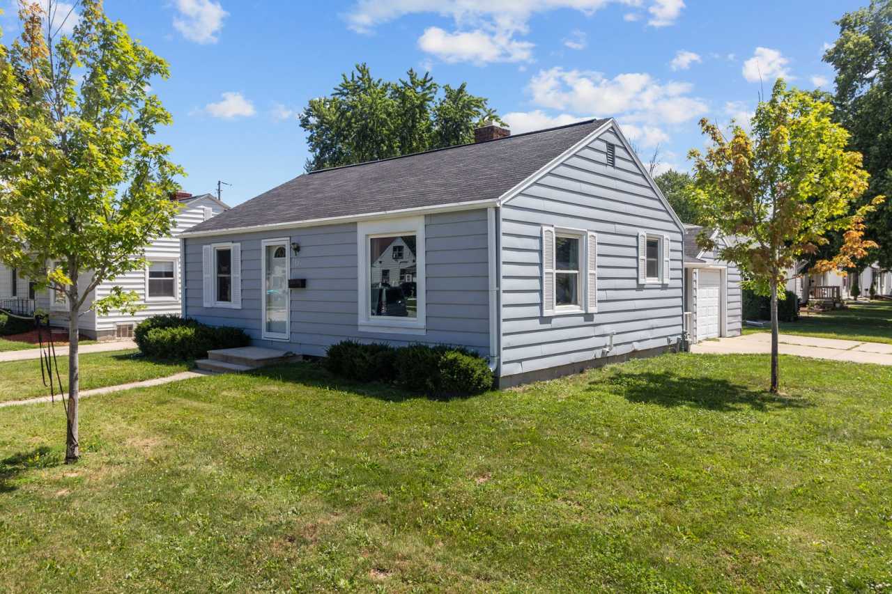 2 Bedroom House in Green Bay