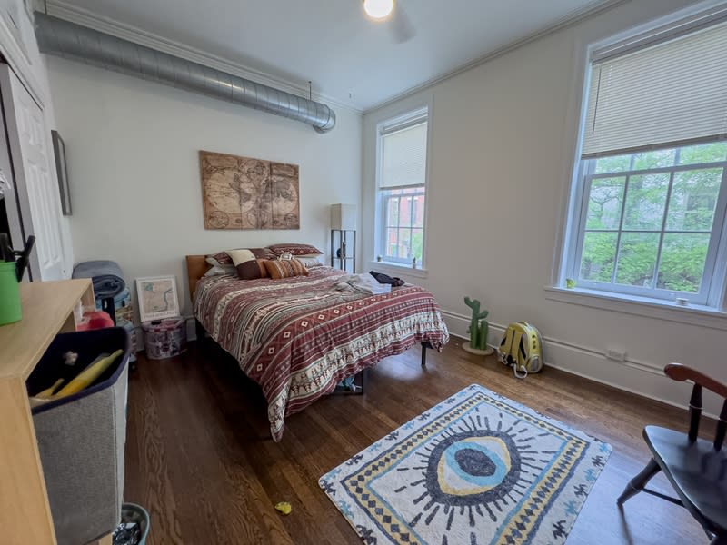 1618 Spruce Street - 2F