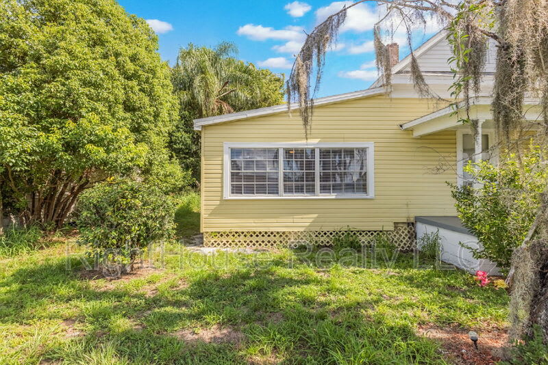 1508 W Main St