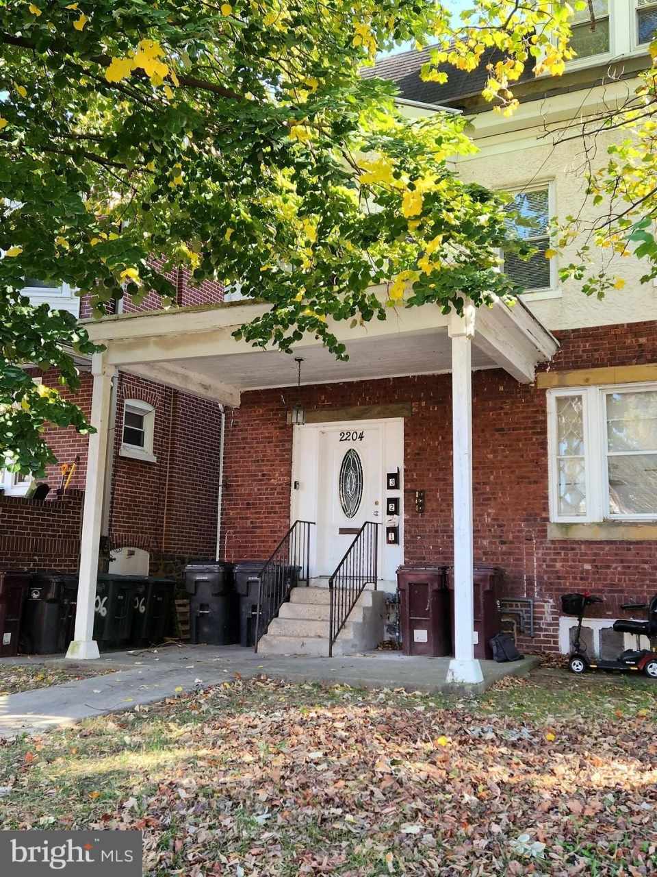 2204 N JEFFERSON Street unit: 2