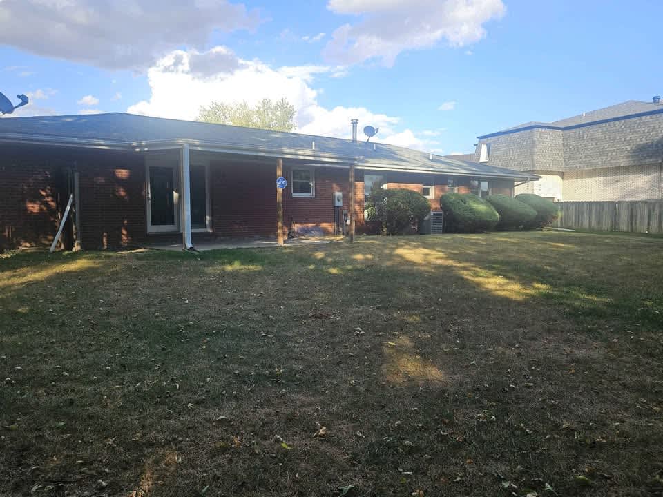 121 South Regency Drive