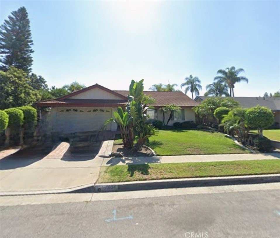 634 W Virginia Ann Drive