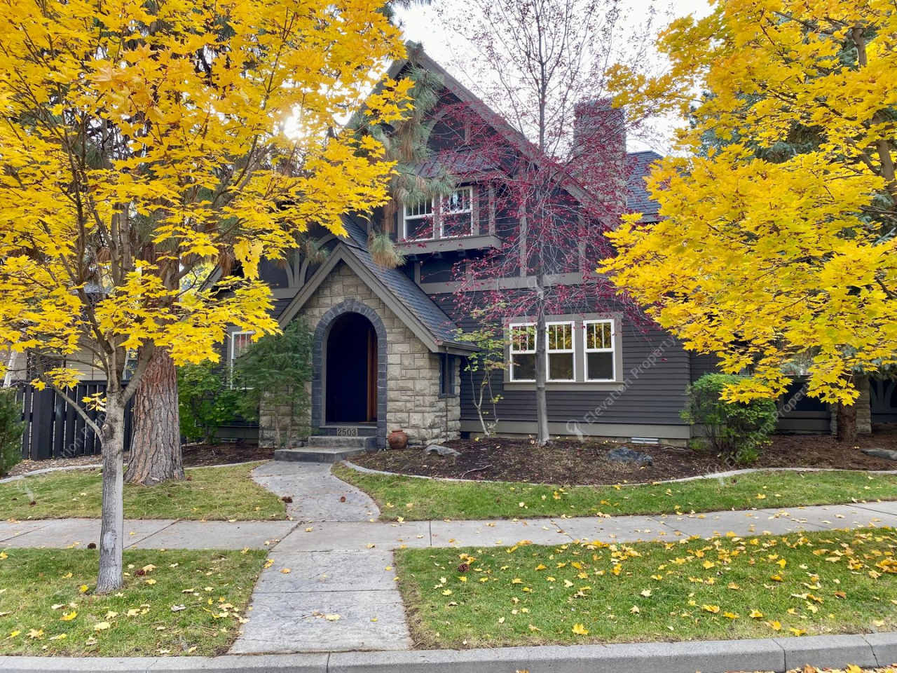 Northwest Crossing Gem! Bonus Office and Family Room