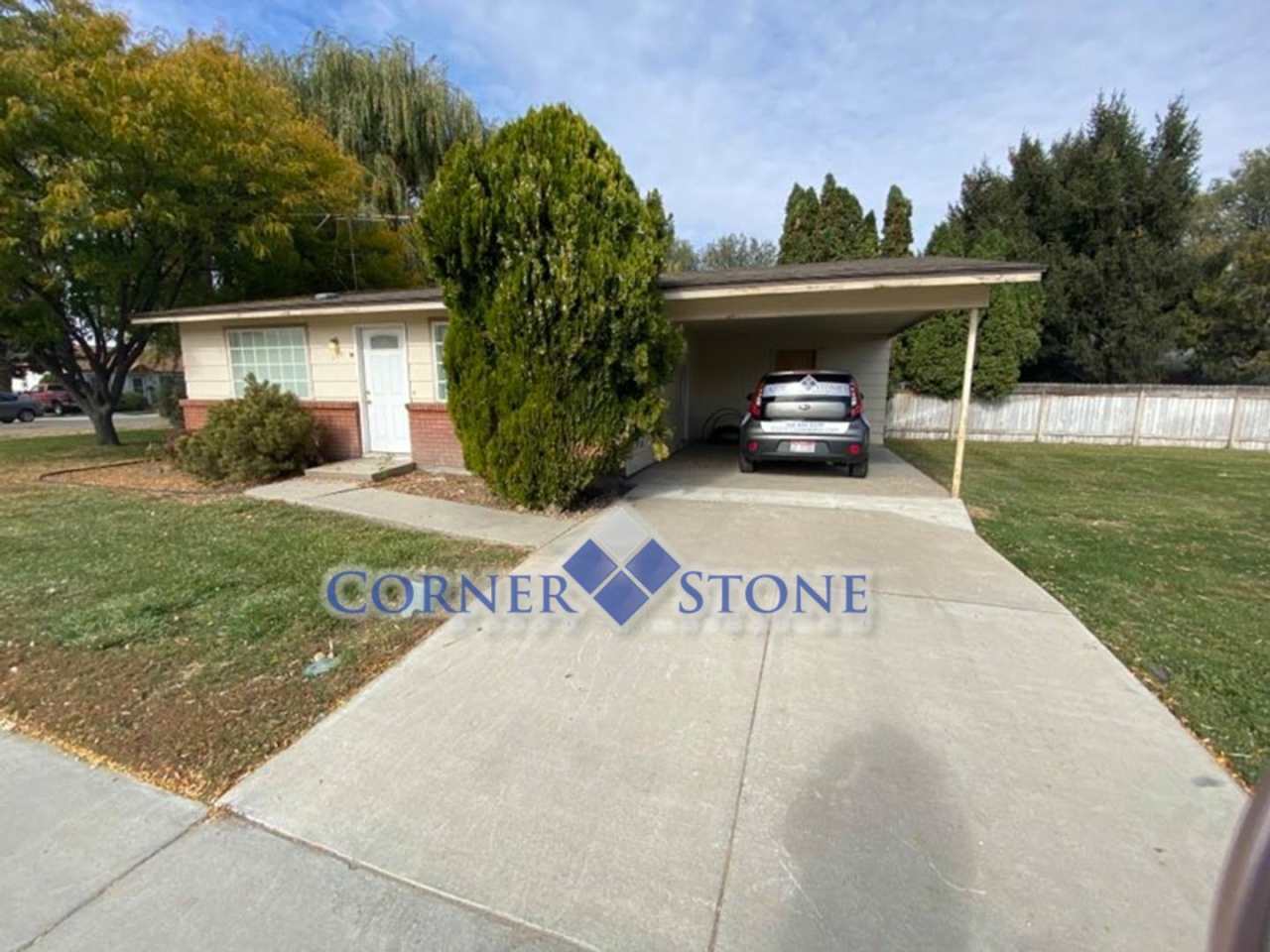 Cozy Home on a Large Corner Lot!