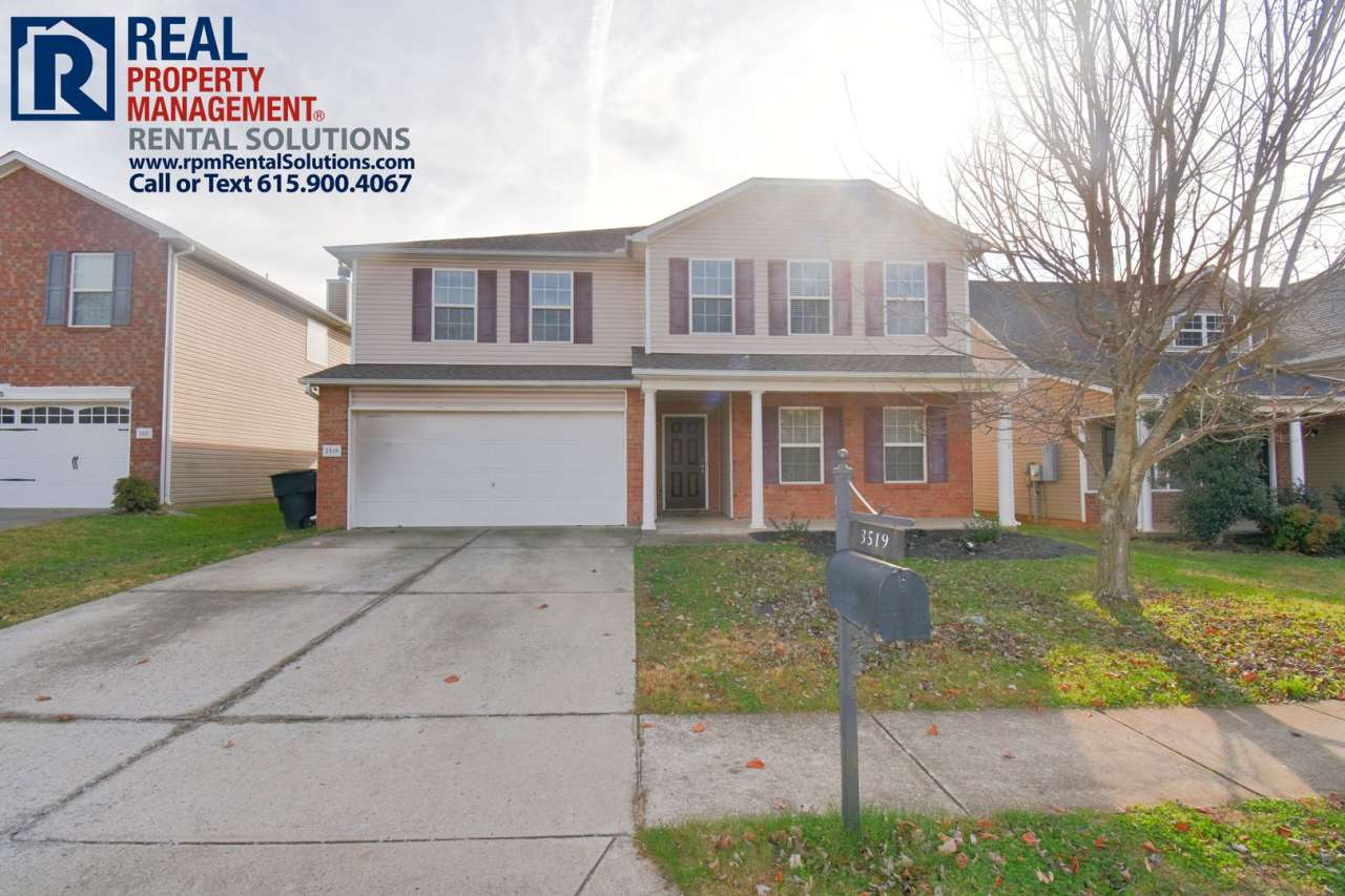 4BR/3BA in Blackman Farms, 2 car garage, 3,000 sq ft! Triple Blackman Schools!