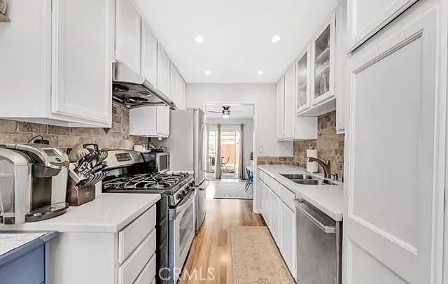 10125 De Soto Avenue 40