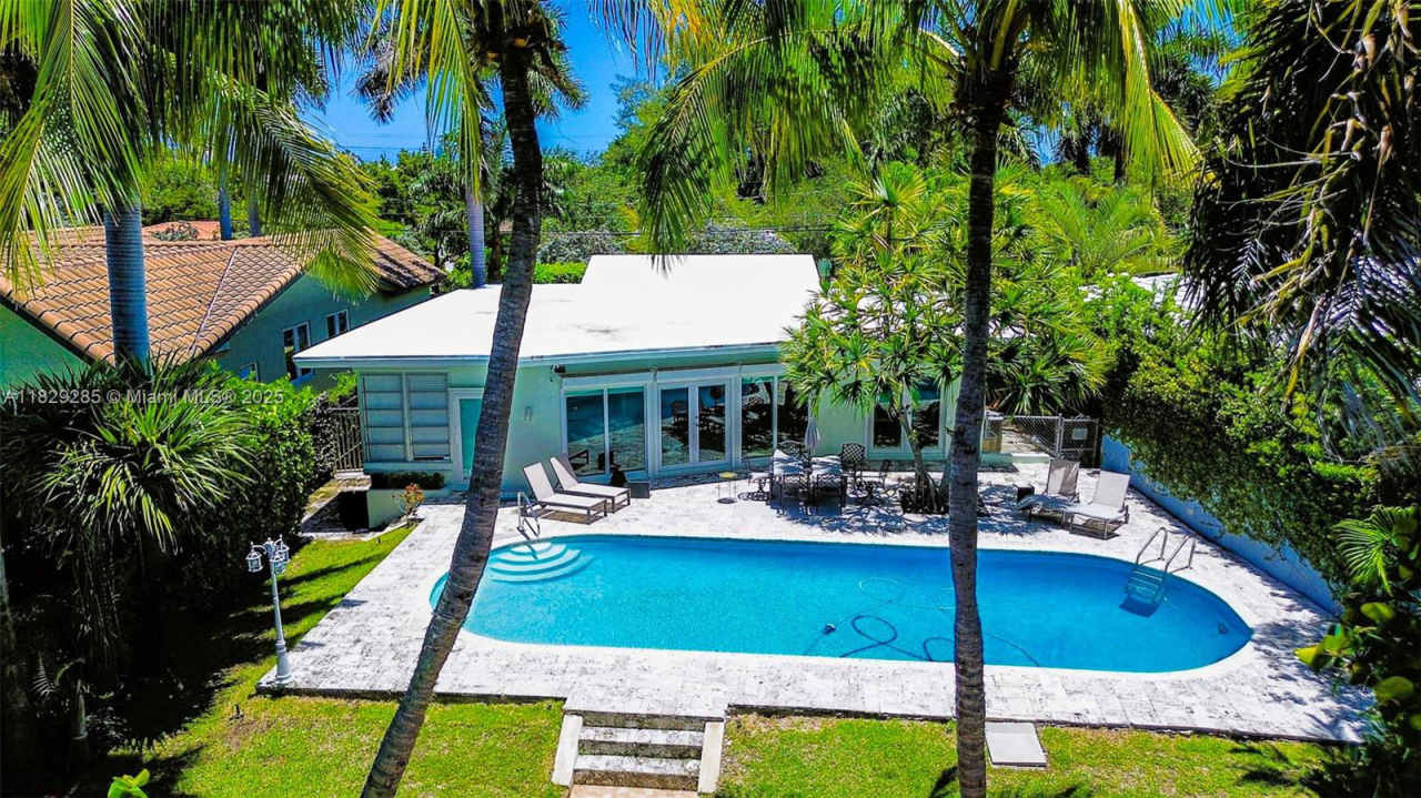 1325 Marseille Drive