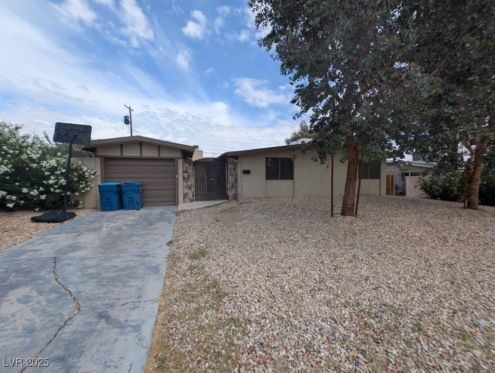 1956 Golden Arrow Drive