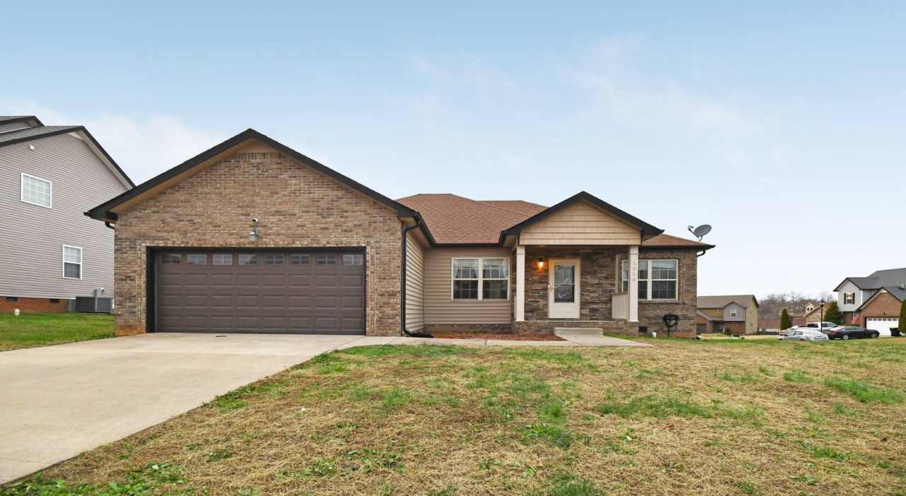 Pet Friendly Three Bedroom!