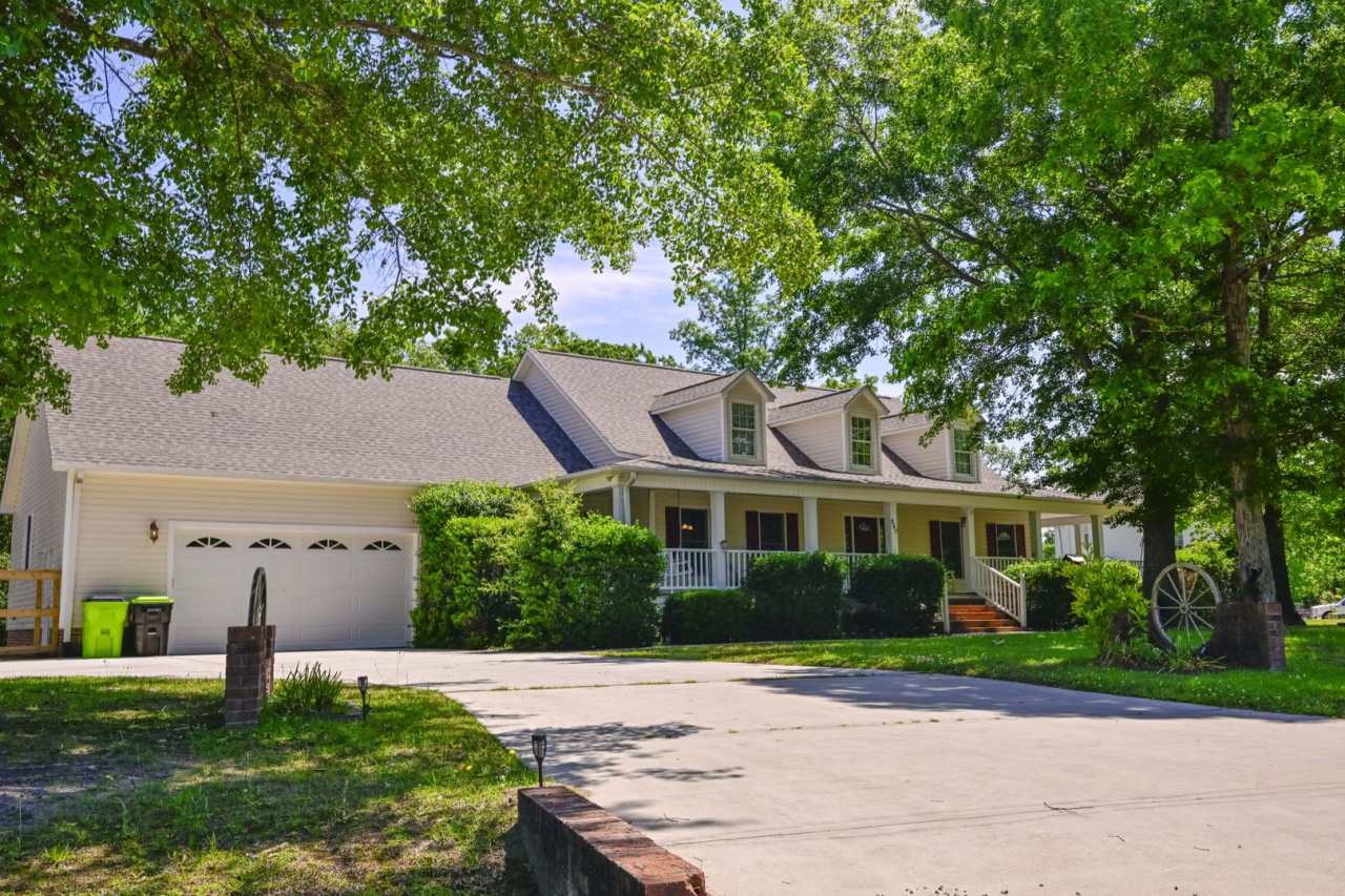 237 Riverbend Rd., Jacksonville, NC 28540