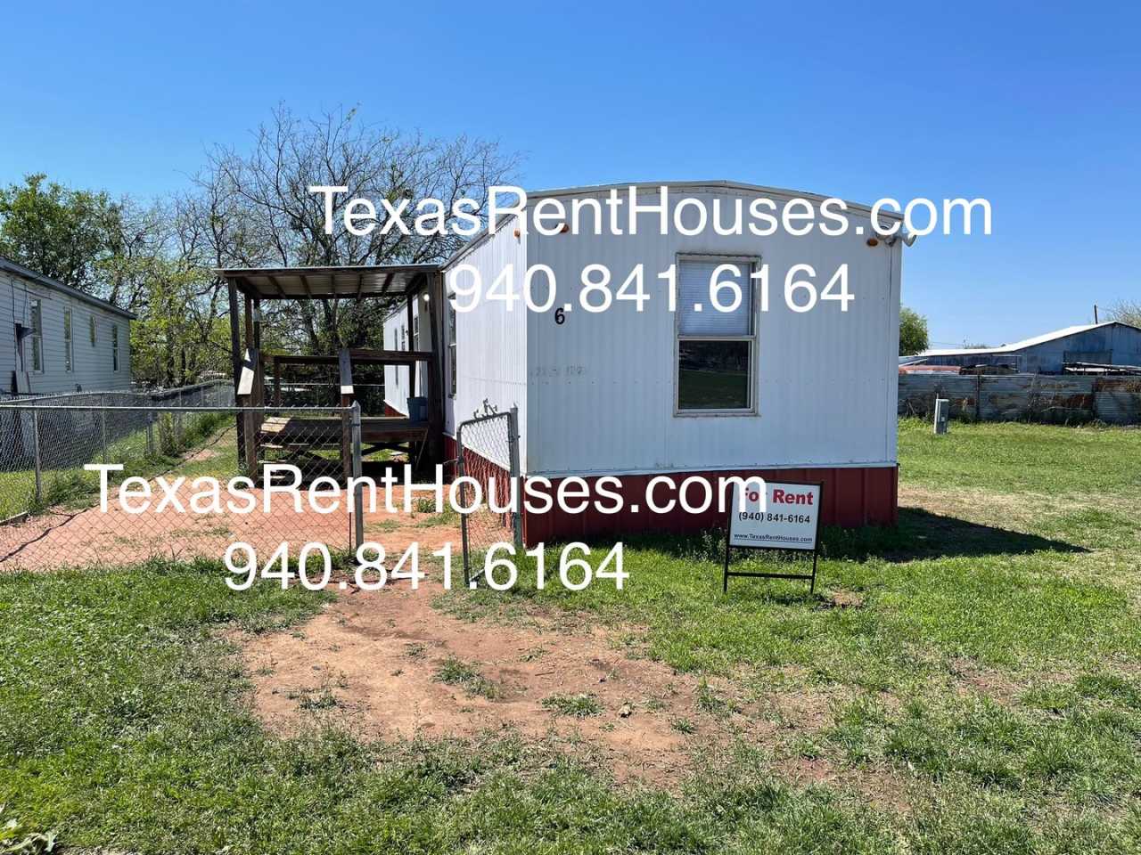 2 Bedroom Home on Quiet Cul-de-sac