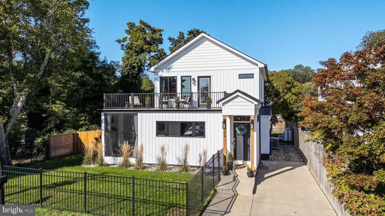 84 CHESAPEAKE Avenue