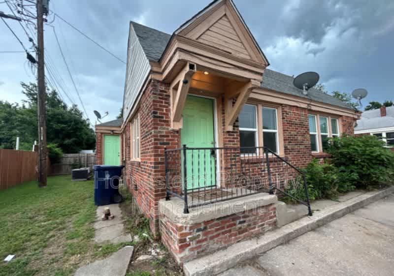 4210 S Stiles Avenue