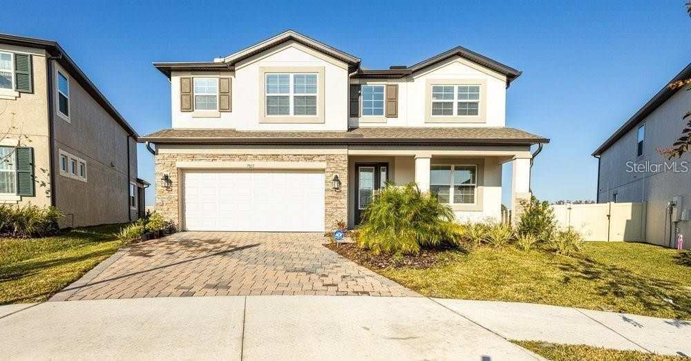 7815 BRONZE OAK DRIVE