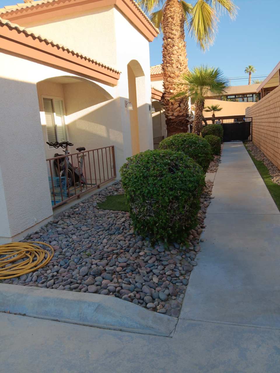 73602 Santa Rosa Way - 4