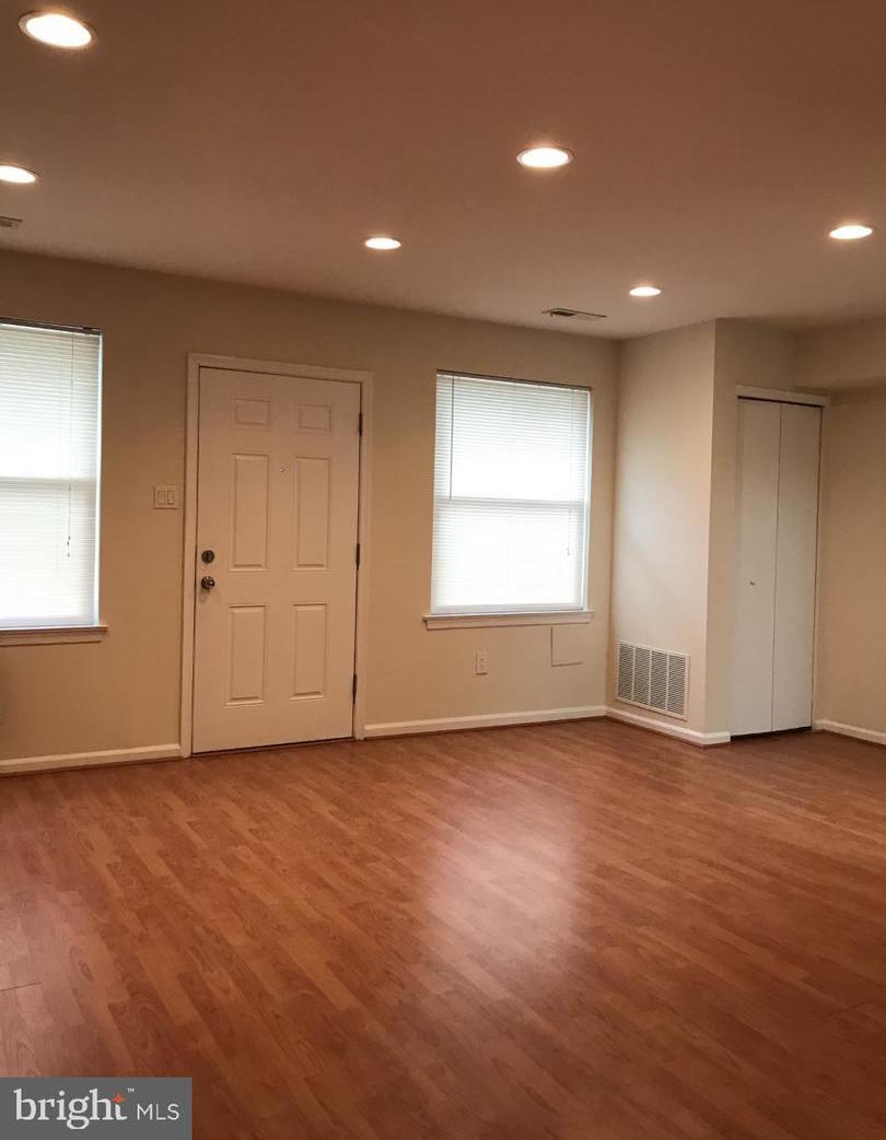 10103 Northeast Avenue