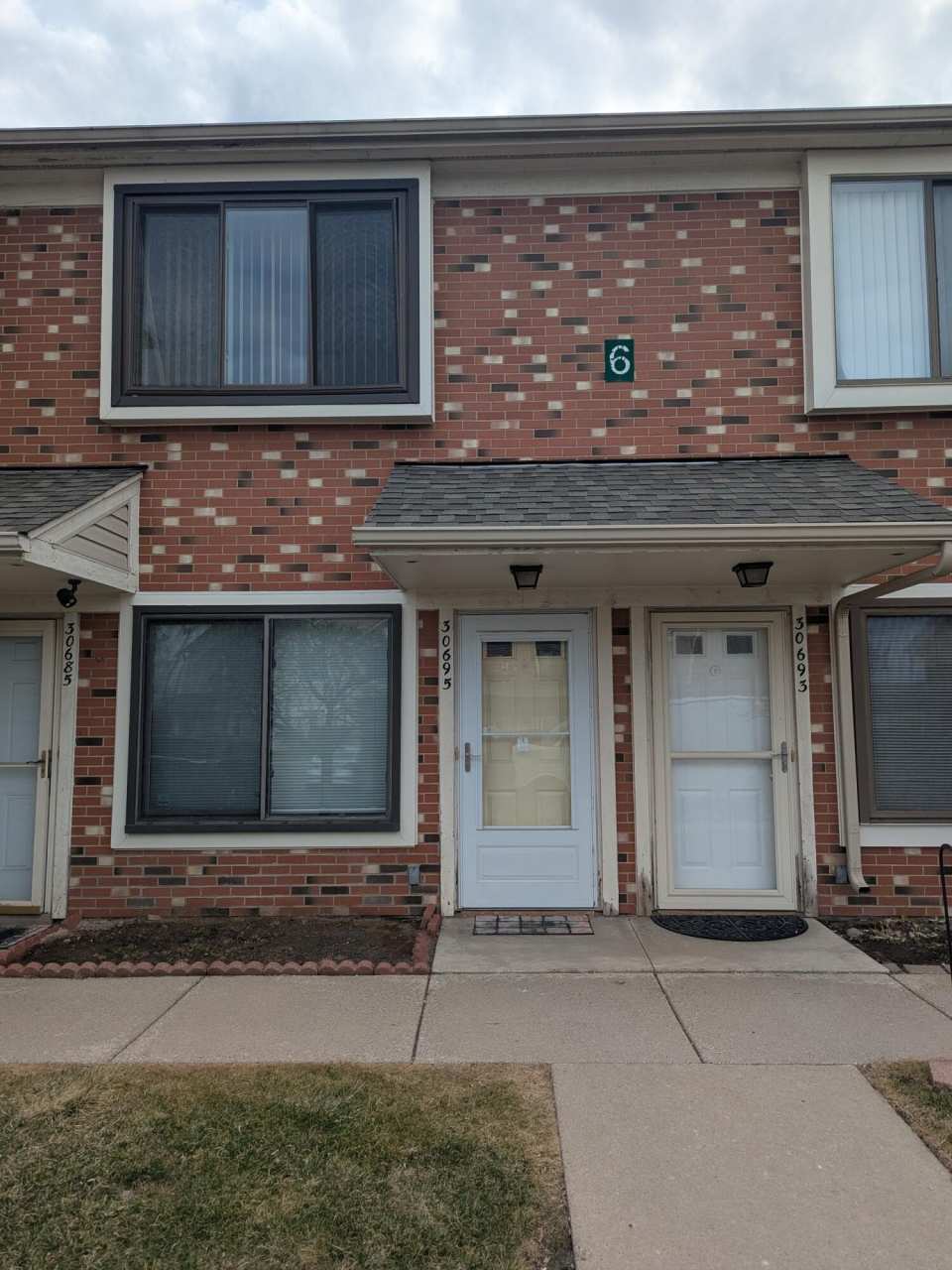 30695 Hidden Pines Lane Lane