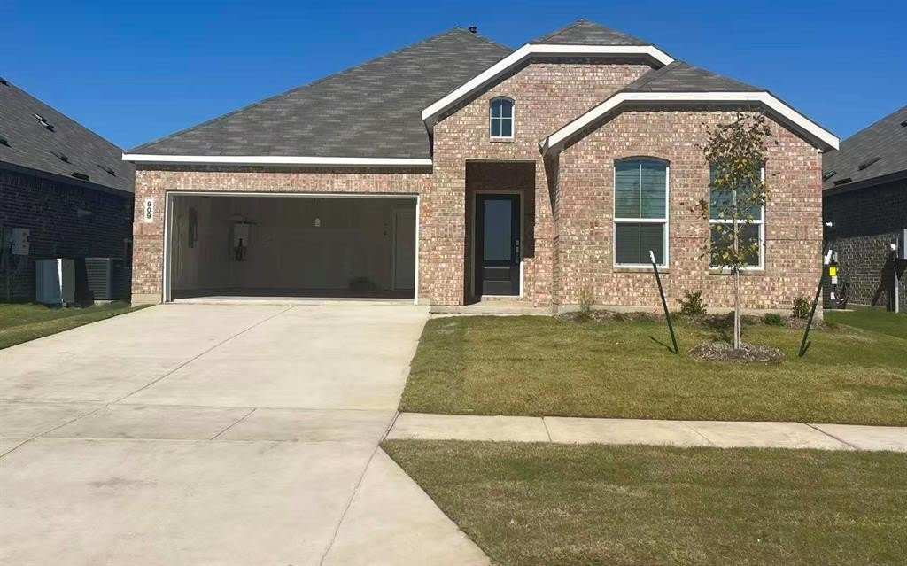 909 Calley Pear Trail