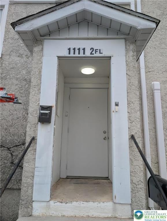 1111 Catasaqua Road unit: 2Nd Floor