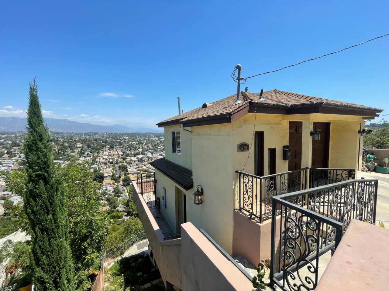 Beautiful Home in the Hills of Los Angeles