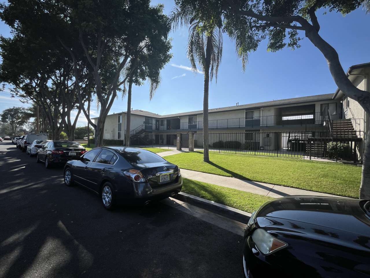 11561 Virginia Avenue