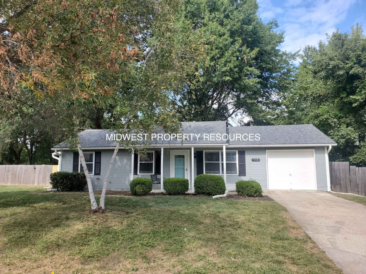 Ranch Home in Lee's Summit - Midwest Property Resources