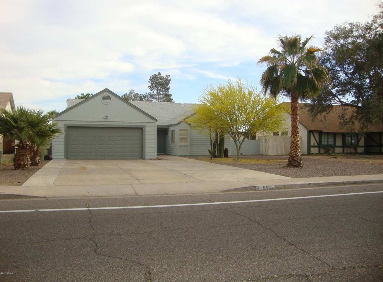 5533 W Cholla St, Glendale, 3 Bed/2 Bath
